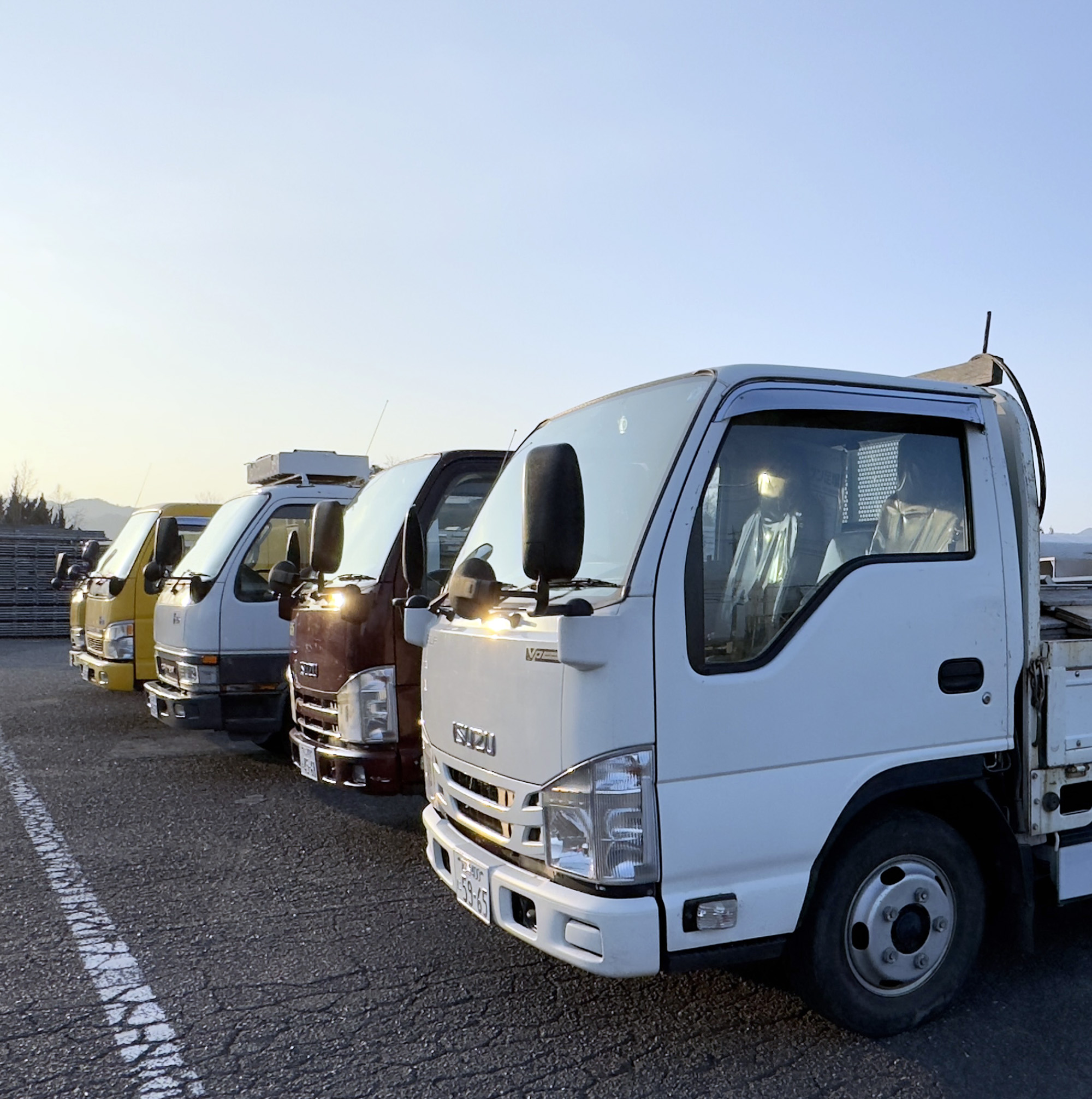 笑顔と心でつながる人と人、企業と企業、そして未来へ。